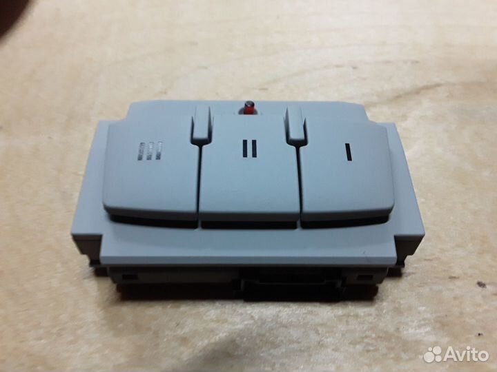 Пульт управления приводом ворот Audi A6 4F0959719