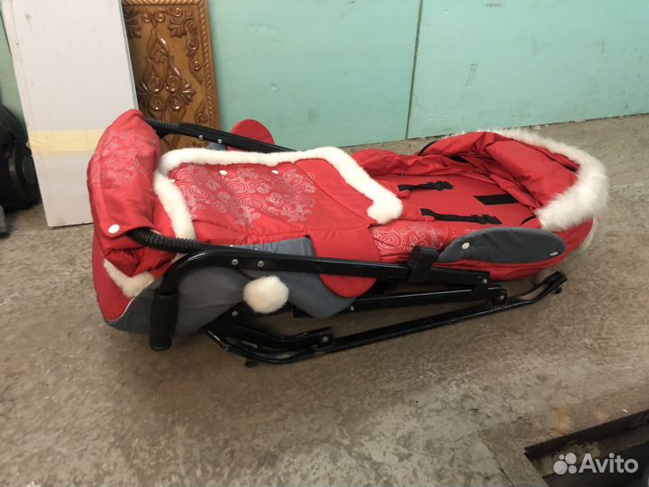 Детские санки с колесиками
