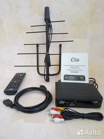 Цифровой телевизионный приемник DVB-T2/T + антенна