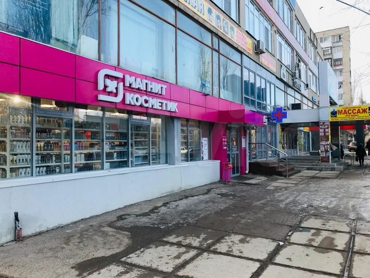 Помещение в торгово-администр. комплексе, 187 м²