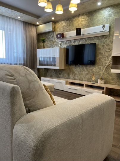 2-к. квартира, 70 м², 10/10 эт.