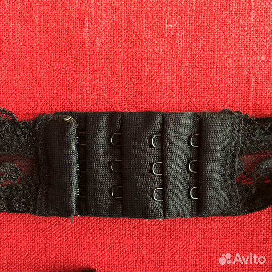 Бюстгальтер черный 70В с формованными чашками