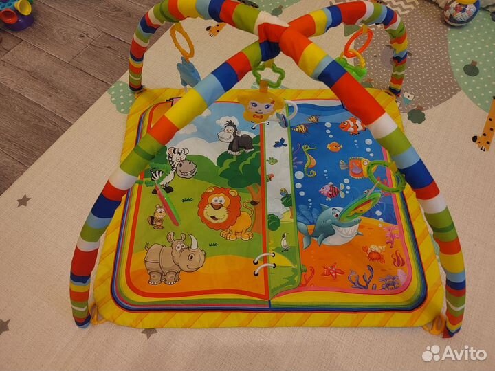 Развивающий коврик
