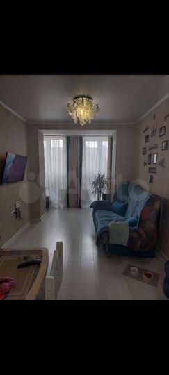 2-к. квартира, 71 м², 3/10 эт.