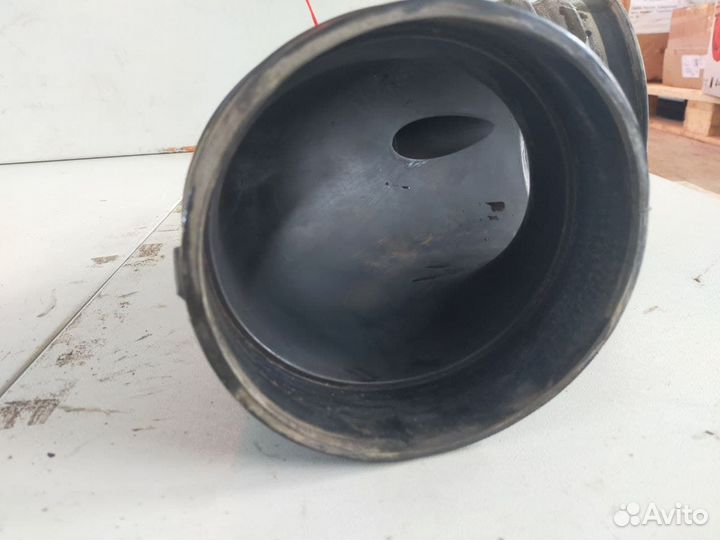 Патрубок корпуса воздушного фильтра XF105 (DAF)