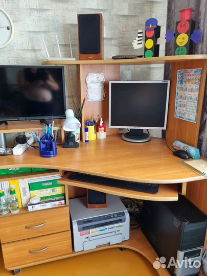 Компьютерный столик бу