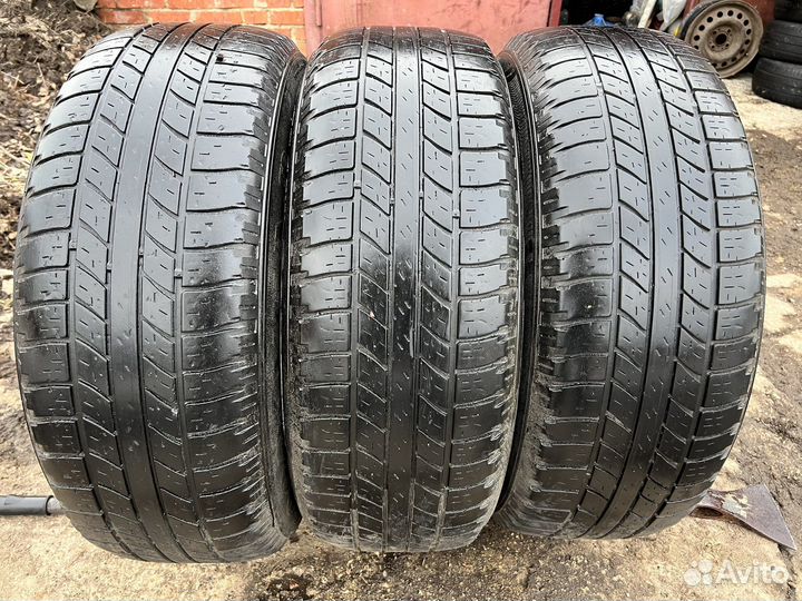 Goodyear Wrangler HP All Weather 235/65 R17 104W
