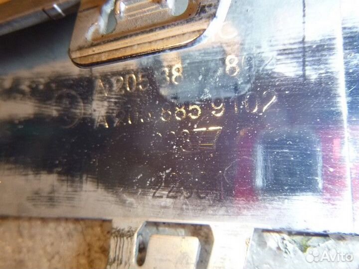 Молдинг переднего бампера mercedes-benz C W205 2014