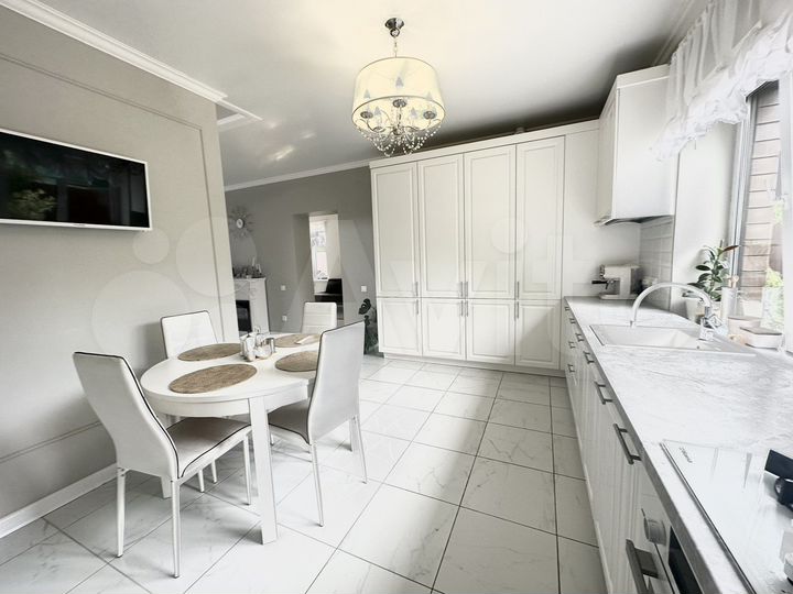 Дом 138,3 м² на участке 4,8 сот.