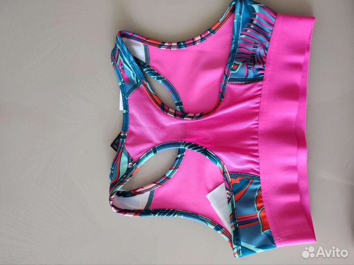 Продам спортивные шорты и топы бу