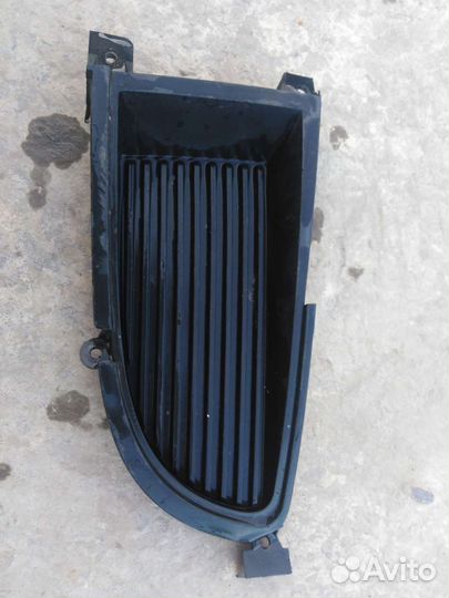 Заглушка в бампер mitsubishi lancer 9