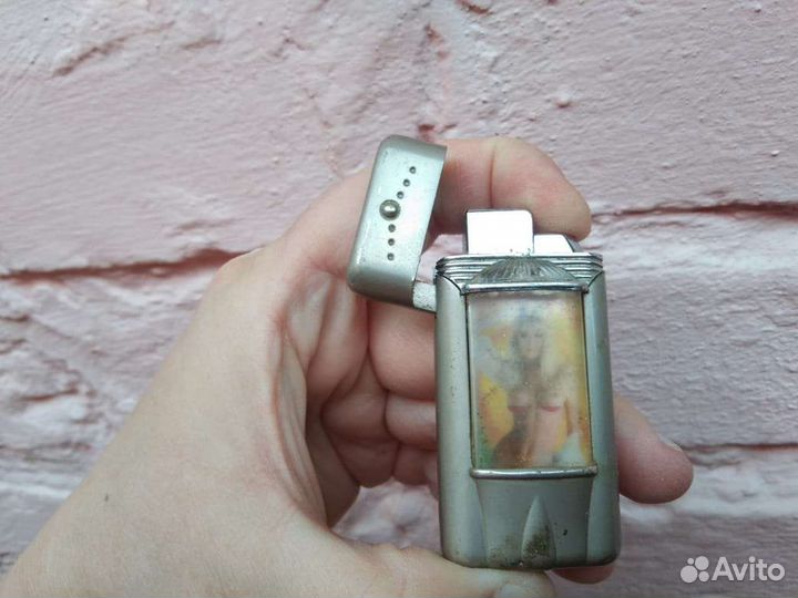 Зажигалки ретро