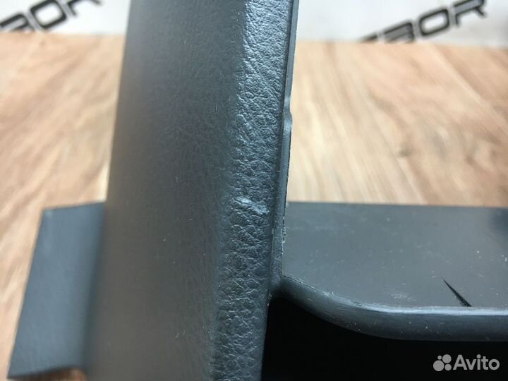 Консоль центральная Toyota Ipsum M20 рестайлинг (2003—2009)