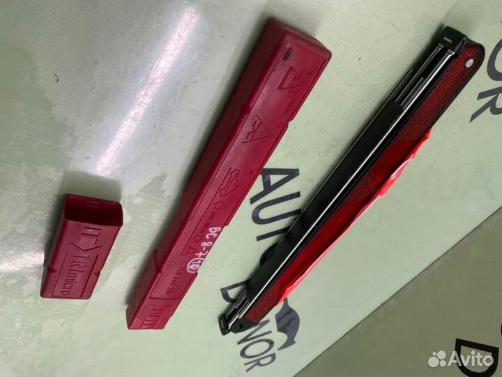 Знак аварийной остановки Volkswagen Touareg 7L