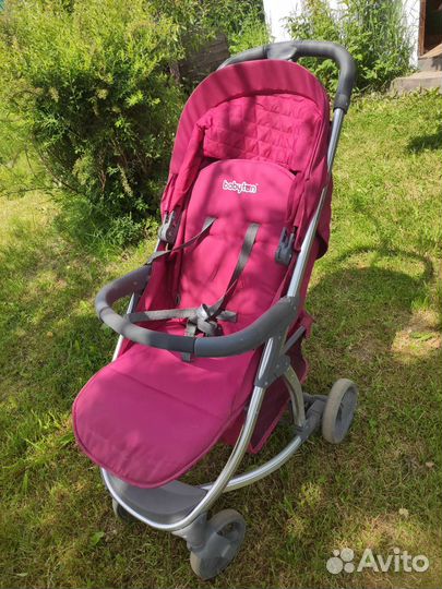 Прогулочная коляска