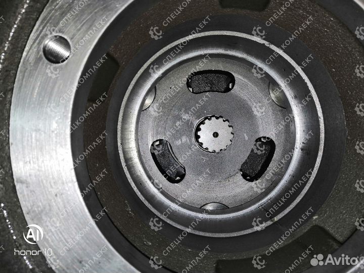 CAT320 Редуктор хода без мотора MBG гарантия 6мес