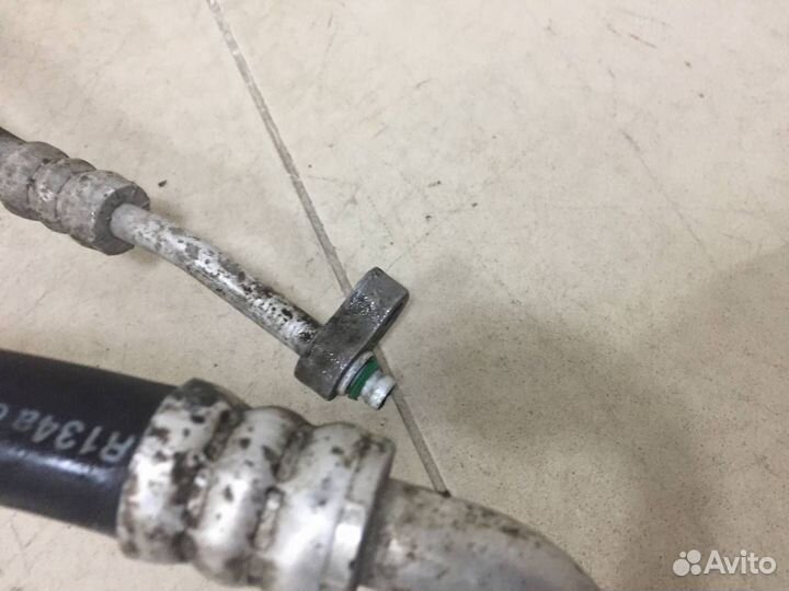 Б/У Трубка кондиционера 977752K001 Hyundai-KIA