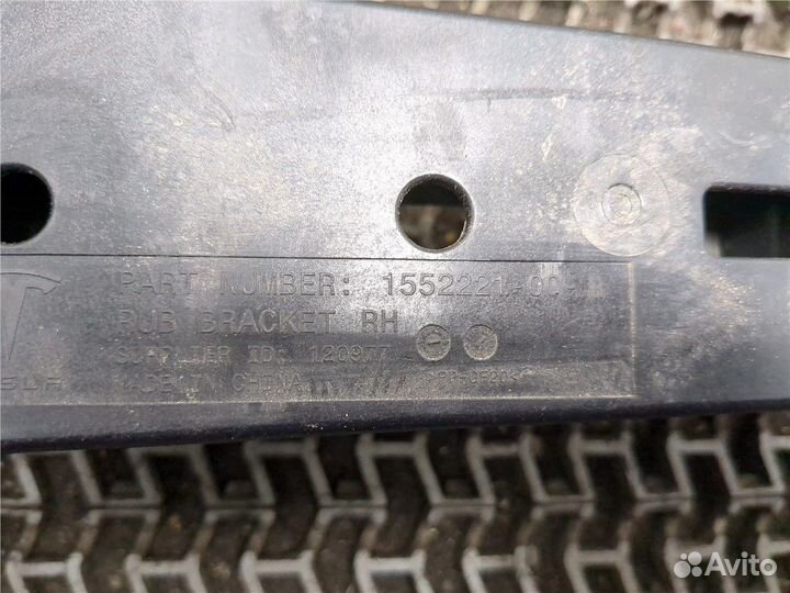 Пластик кузовной Tesla Model Y, 2021