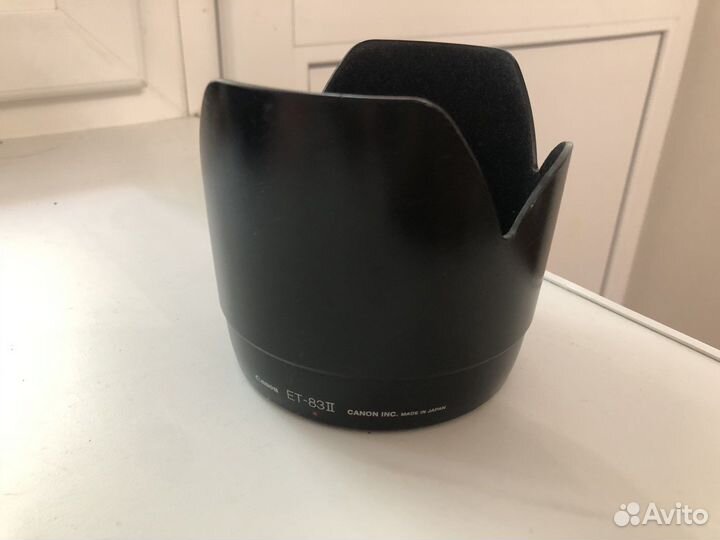Бленда Canon ET-83 II