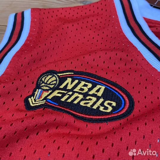 Баскетбольные ретро майки