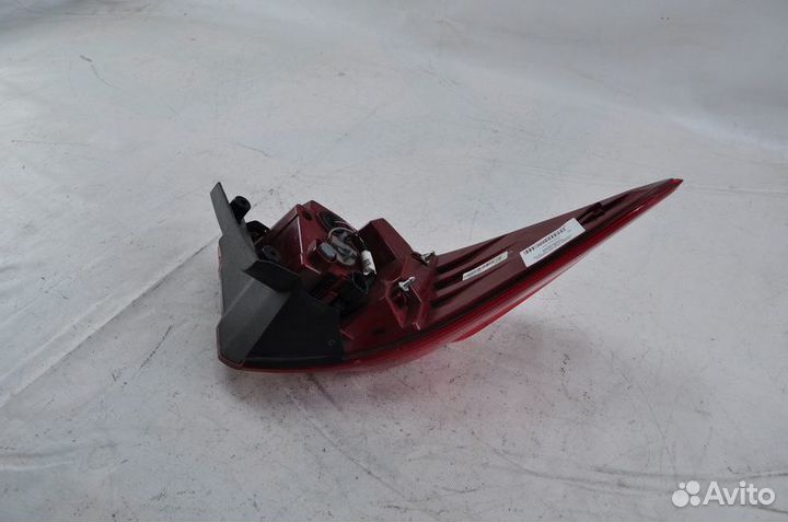 Б/У Б/У Фонарь задний правый SsangYong Rexton