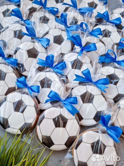 Пряники на день рождения, угощения