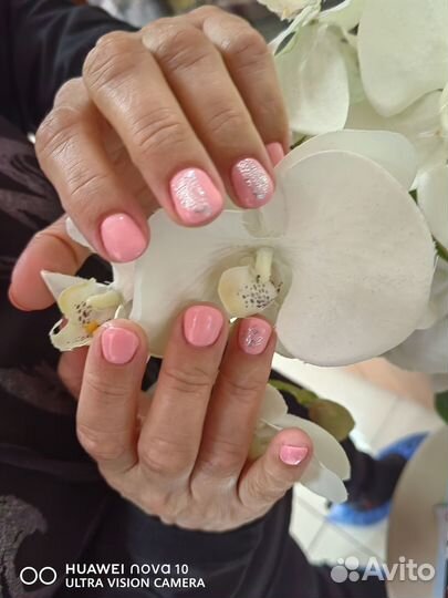 Маникюр с укреплением