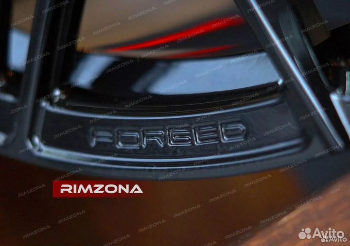 Кованые диски R22 на Genesis G70