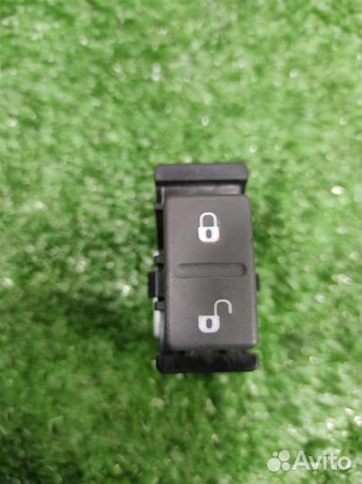Кнопка центрального замка Subaru Tribeca WX 2009