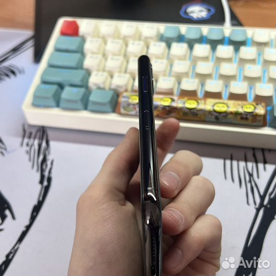 iPhone 11 Pro, 64 ГБ