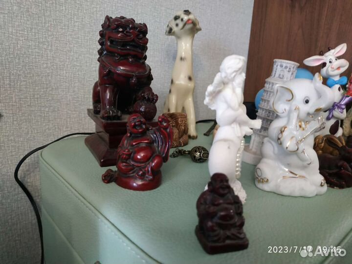 Фигурки, статуэтки