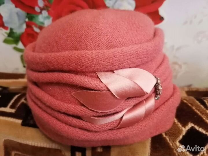 Шапки(4шт) вязанная женская