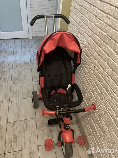 Детский велосипед с ручкой