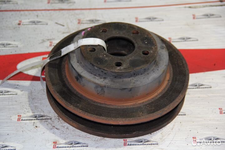 Тормозной диск зад c Subaru Impreza GG2 EJ152