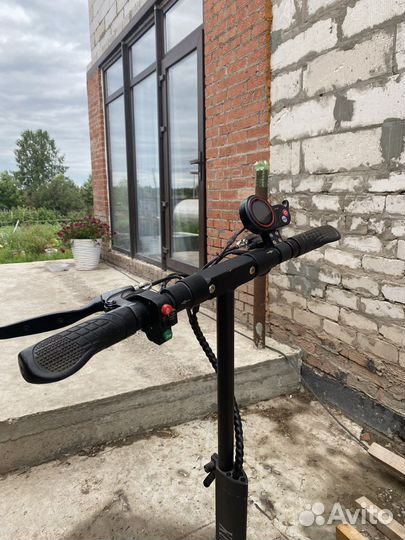 Электро самокат kugoo M4