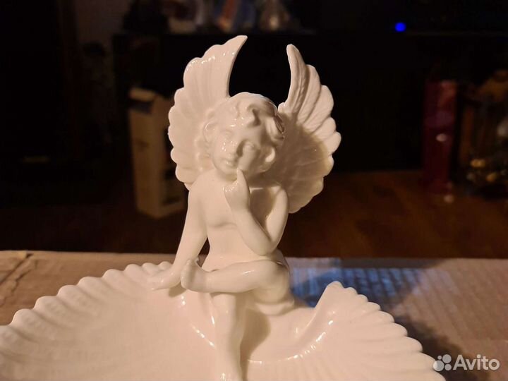 Конфетница бонбоньерка ангел Орнамент,фарфо