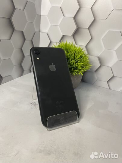 iPhone Xr, 64 ГБ