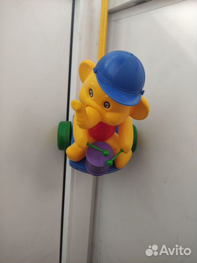 Каталка слоник