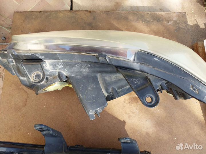 Фары toyota highlander