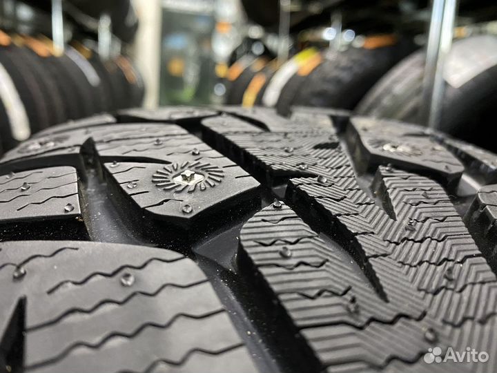 Yokohama Ice Guard IG55 215/70 R16 100T