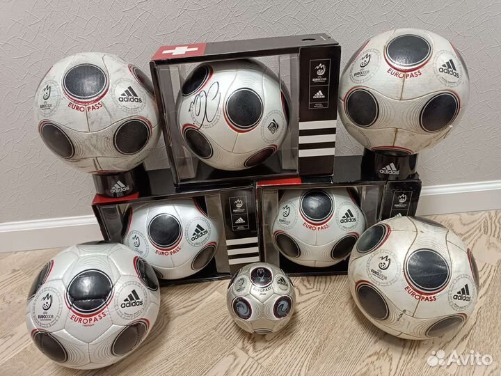 Футбольный мяч adidas europass 2008 FIFA jabulani