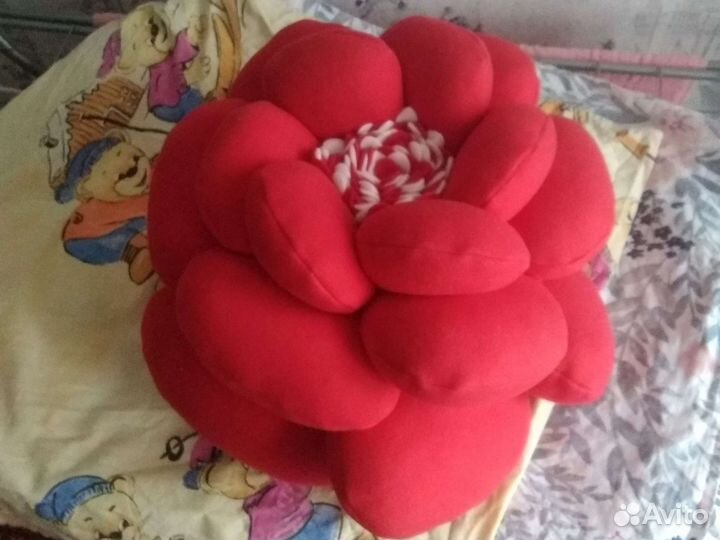 Подушка Роза