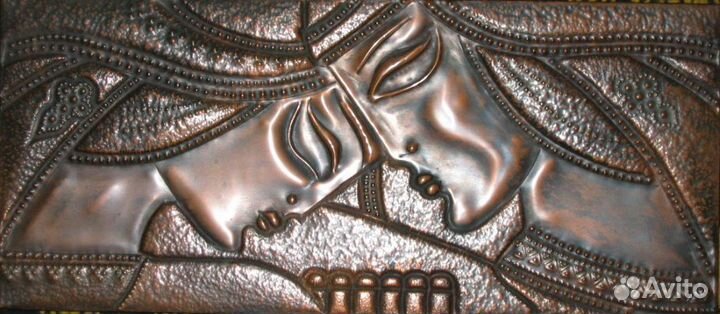 Панно чеканка