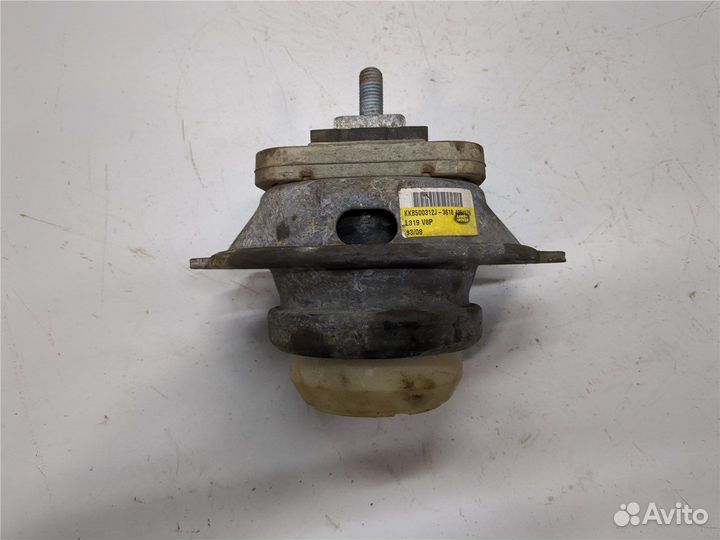 Подушка крепления двигателя Land Rover Discovery 3