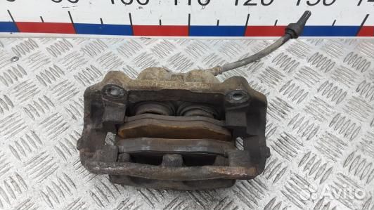 Суппорт тормозной передний правый opel vivaro (ZKR