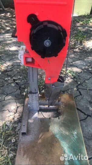 Сеялка ручная