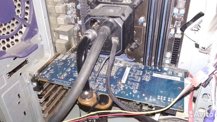 Видеокарта Radeon HD 6850 Toxic 1gb