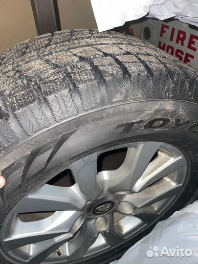 Колеса зимние r18 от lc200