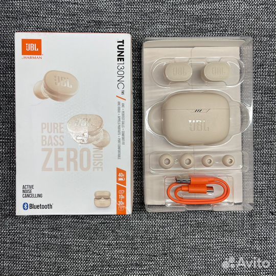 Беспроводные наушники JBL Tune 130 NC песочные б/у