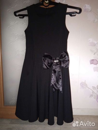 Платье школьное